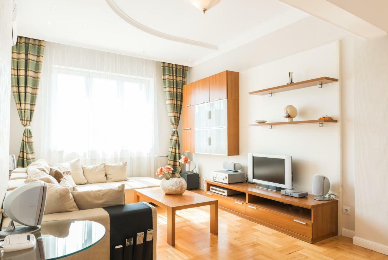 Top Center Sofialuxrentals Patriarh Evtimiy Apartment - Free Parking Exterior foto
